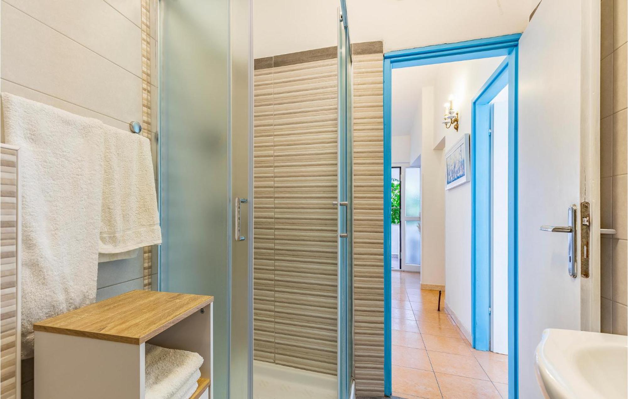2 Bedroom Beautiful Apartment In プレマントゥーラ エクステリア 写真